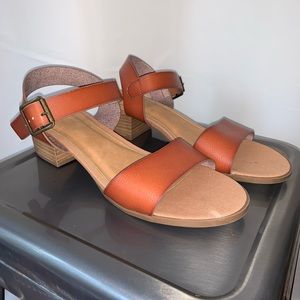 Ankle strap sandal